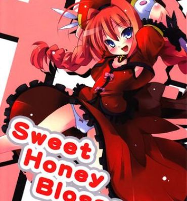 Gay Cash Sweet Honey Blossom- Mahou shoujo lyrical nanoha hentai Free Oral Sex